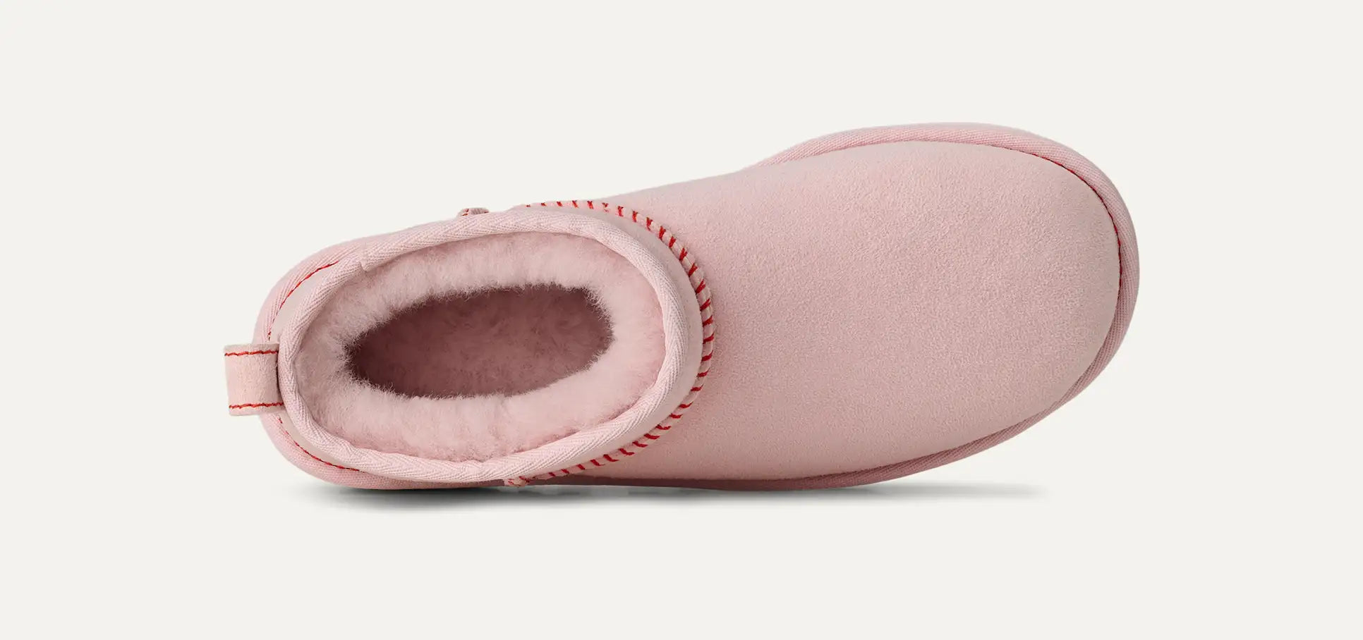 Botas Classic Ultra Mini Love '26